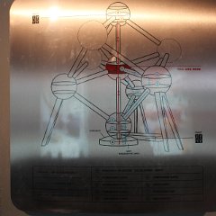 Atomium - Ebenenübersicht     © Joost Braune, April 2014