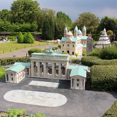 Mini-Europe - Deutschland - Brandenburger Tor in Berlin, den Dom zu Speyer und Jahrtausendturm – das Wahrzeichen der Bundesgartenschau im Elbauenpark in Magdeburg     © Joost Braune, April 2014